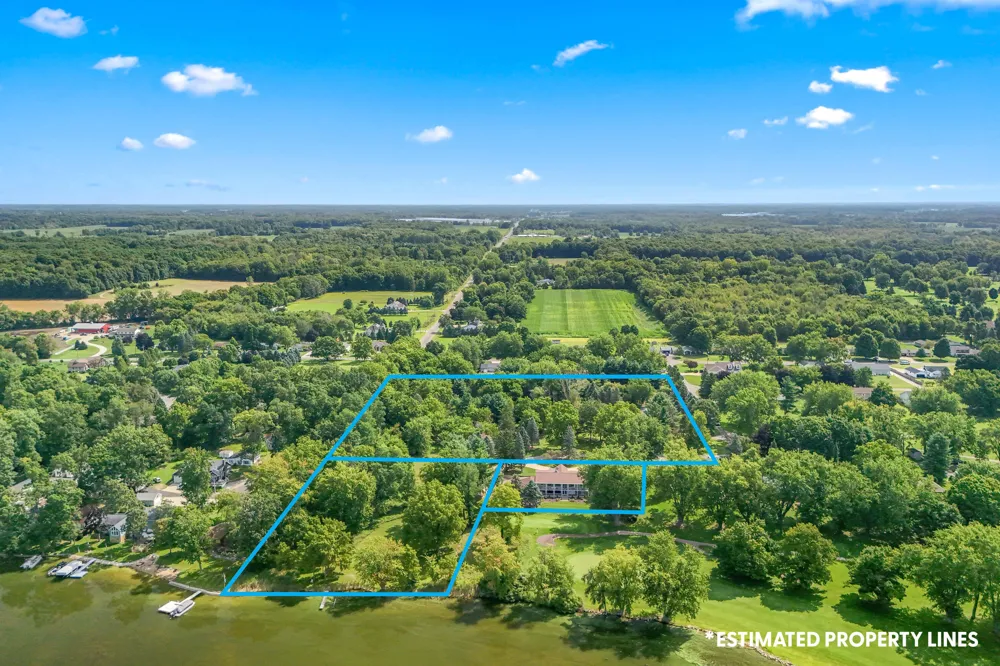 686 Leonard Drive Coldwater City, MI 49036