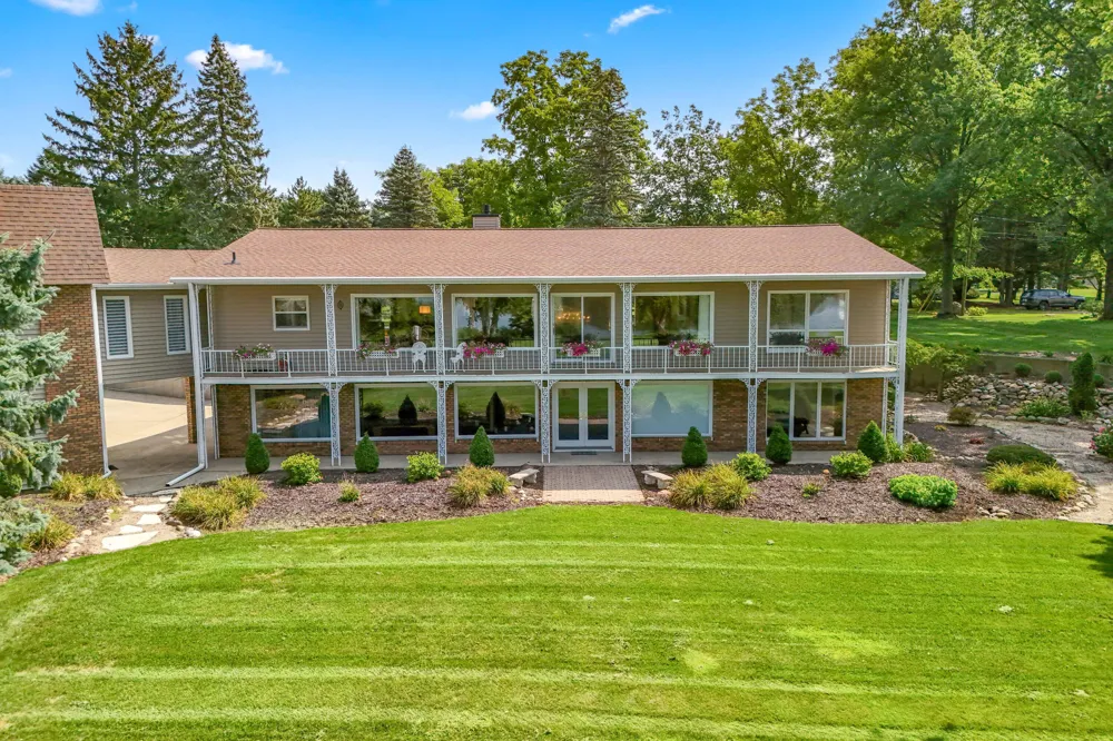 686 Leonard Drive Coldwater City, MI 49036
