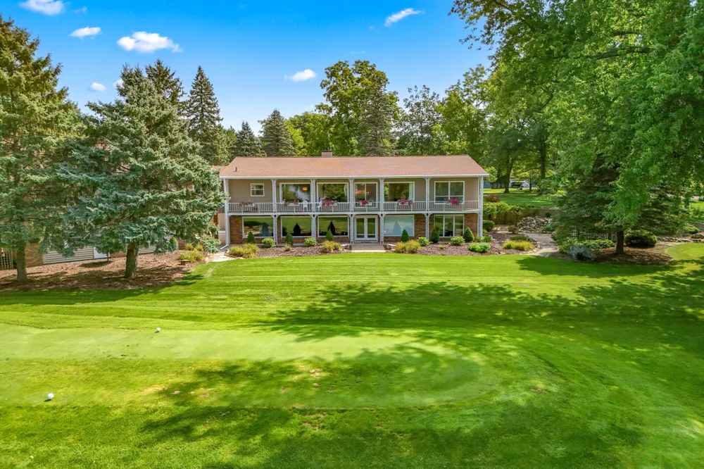 686 Leonard Drive Coldwater City, MI 49036