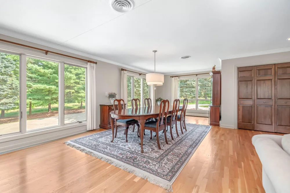 686 Leonard Drive Coldwater City, MI 49036