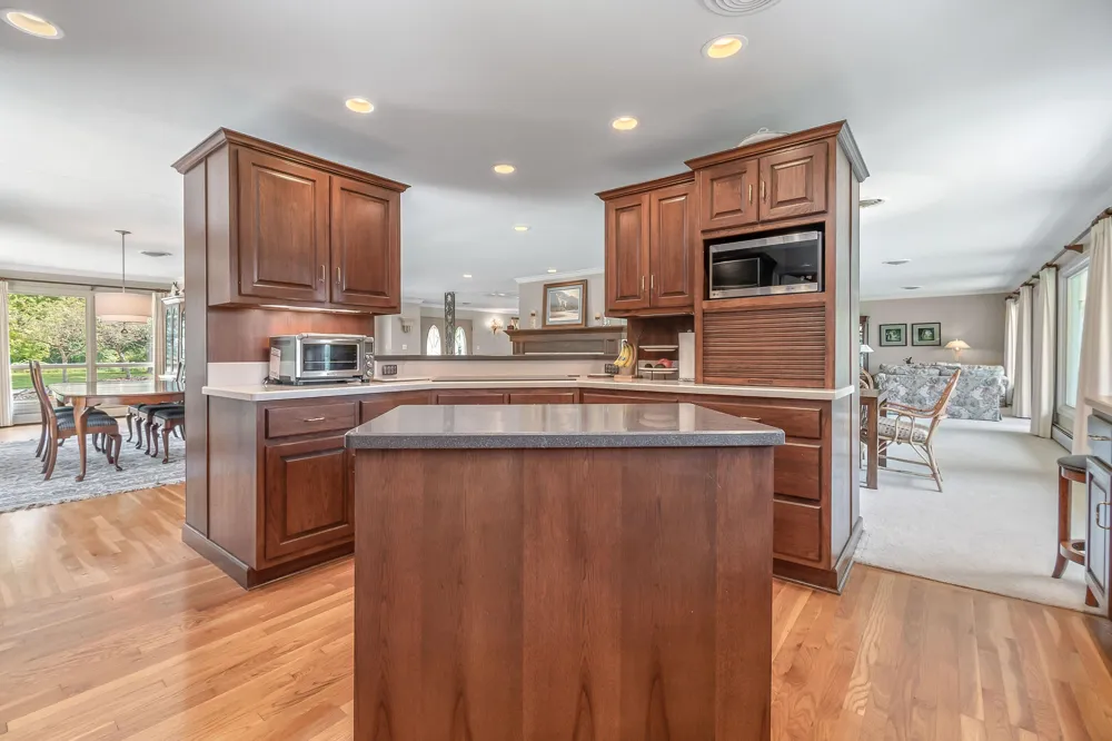686 Leonard Drive Coldwater City, MI 49036