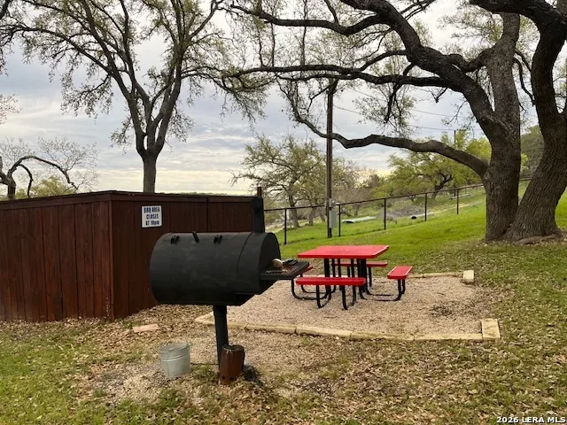 943 Parkview Unit APT C3 Canyon Lake, TX 78133