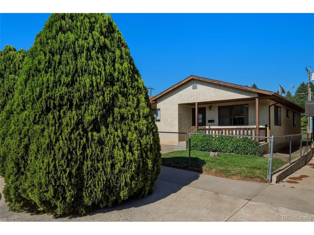 926 Arizona Avenue Trinidad, CO 81082