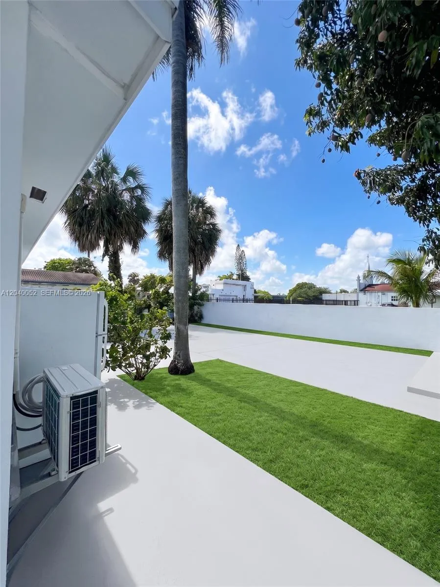 2847 Polk St #0 Hollywood, FL 33020