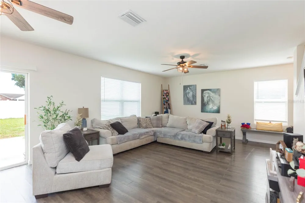 3514 SAN MOISE PLACE Plant City, FL 33567