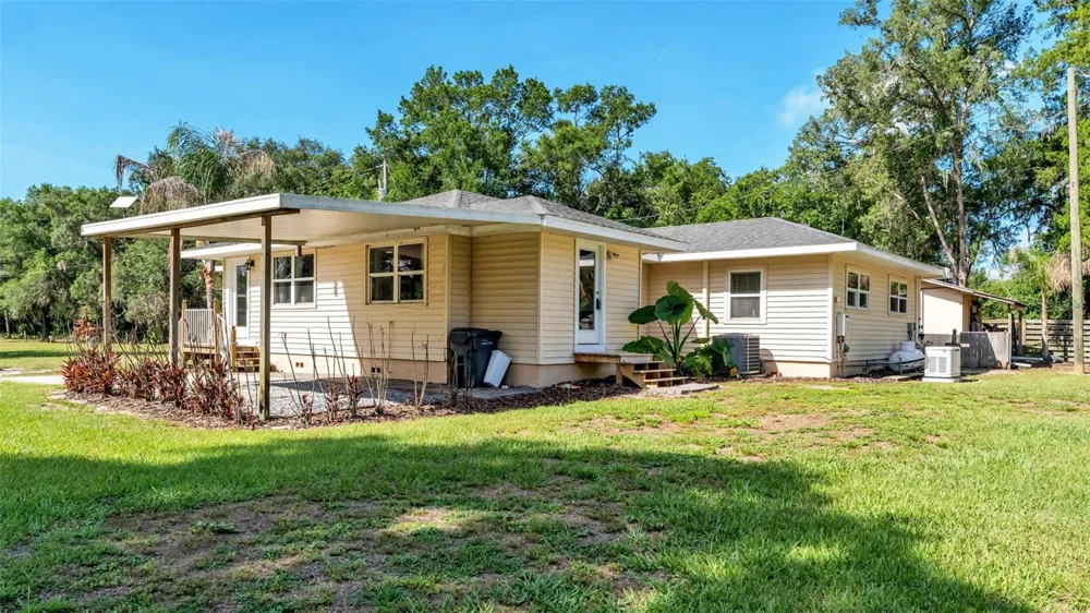 Address Not Shown Polk City, FL 33868