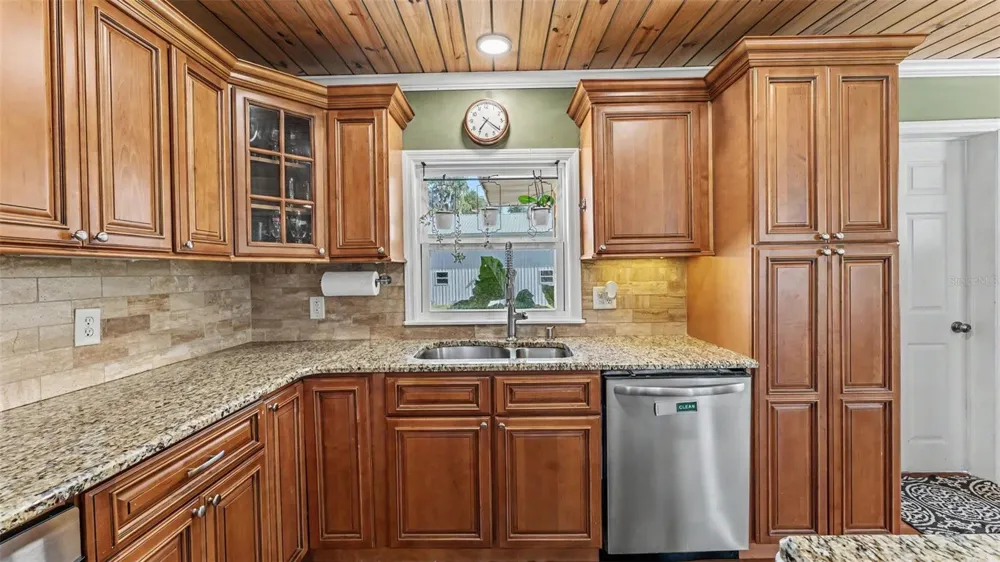 Address Not Shown Polk City, FL 33868