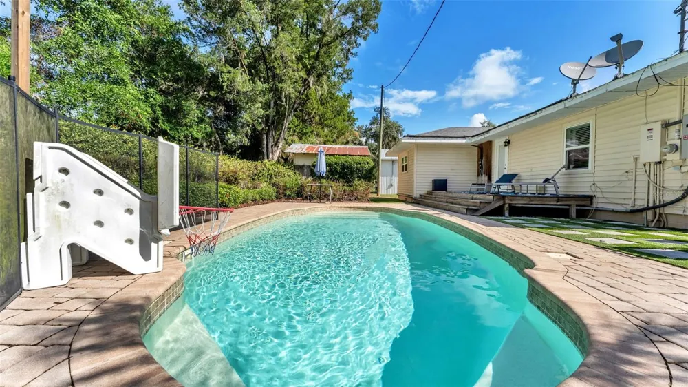 Address Not Shown Polk City, FL 33868