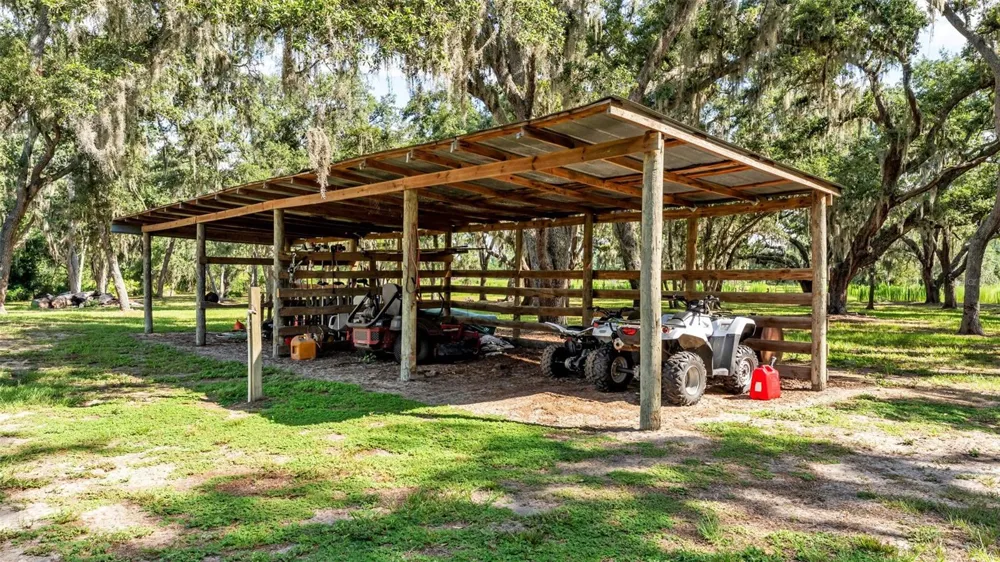 Address Not Shown Polk City, FL 33868
