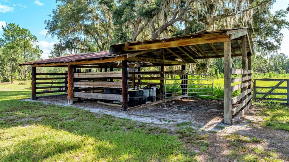 Address Not Shown Polk City, FL 33868