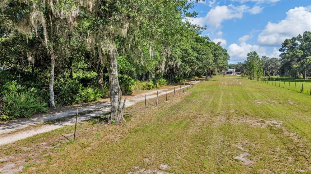 Address Not Shown Polk City, FL 33868