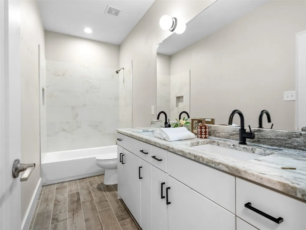 4625 Weldon Street Dallas, TX 75204