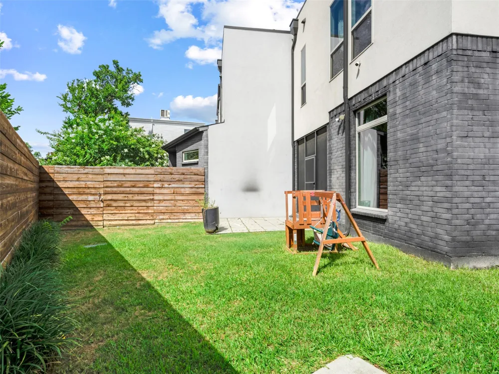4625 Weldon Street Dallas, TX 75204