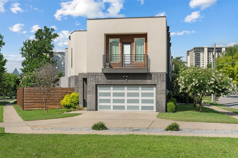 4625 Weldon Street Dallas, TX 75204