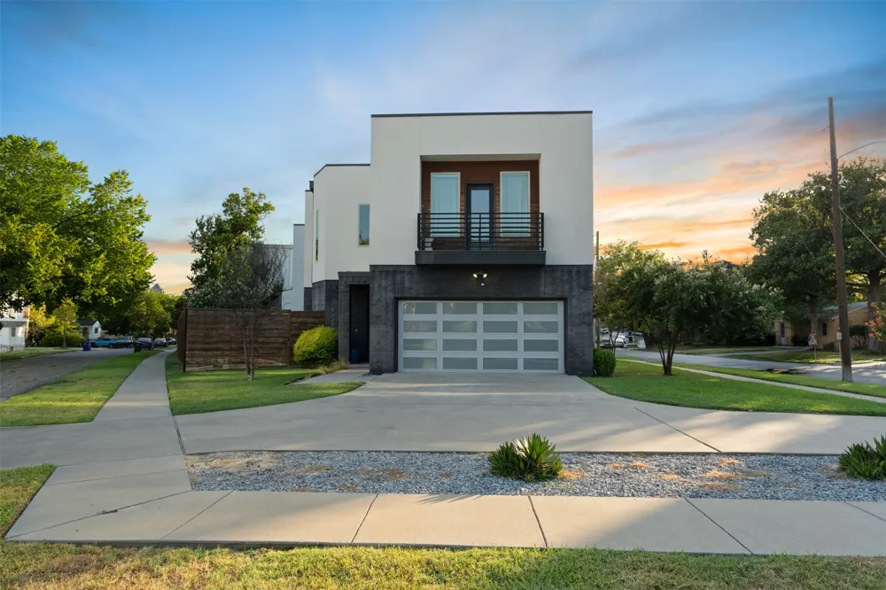 4625 Weldon Street Dallas, TX 75204