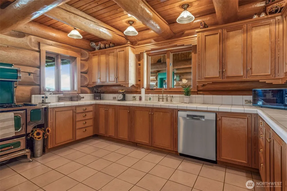 53 Combs Place Port Townsend, WA 98368