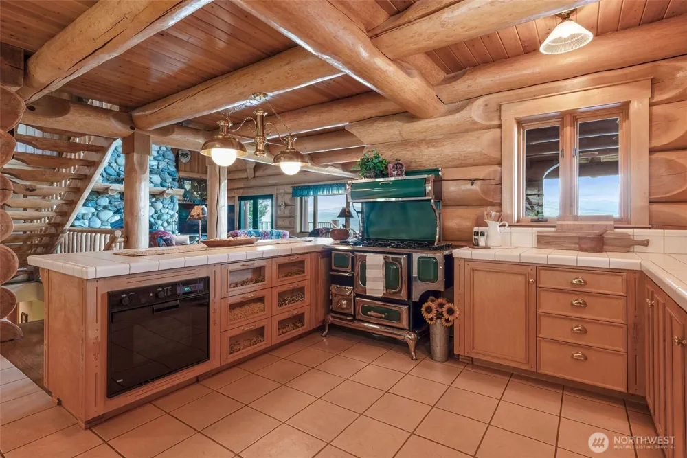 53 Combs Place Port Townsend, WA 98368