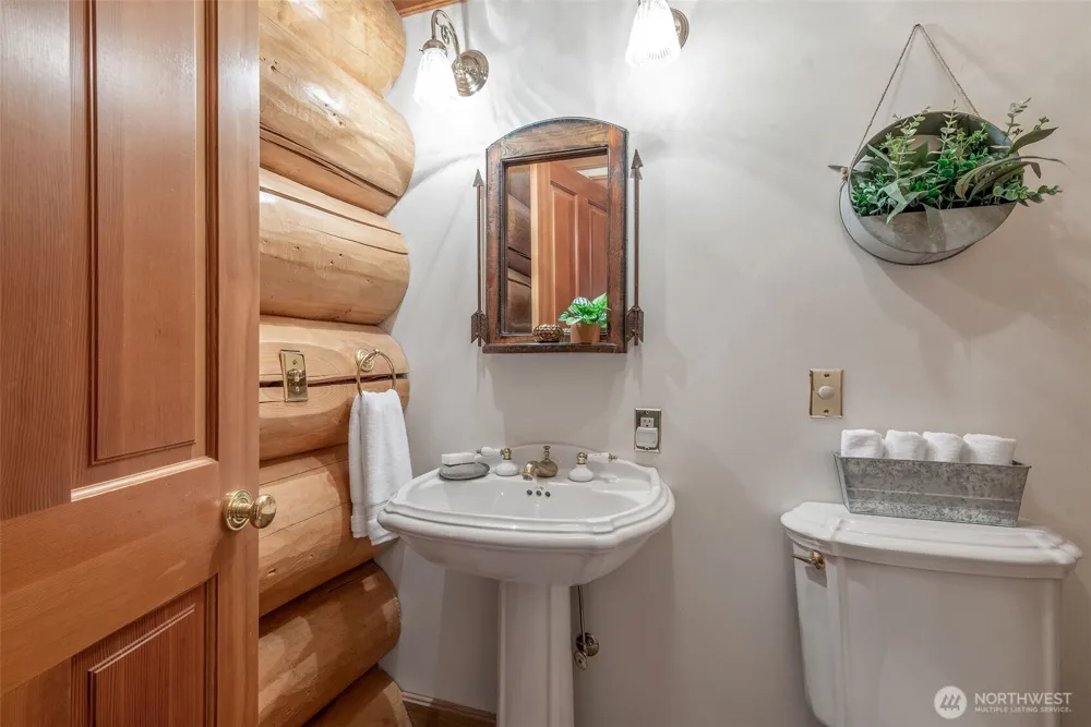53 Combs Place Port Townsend, WA 98368