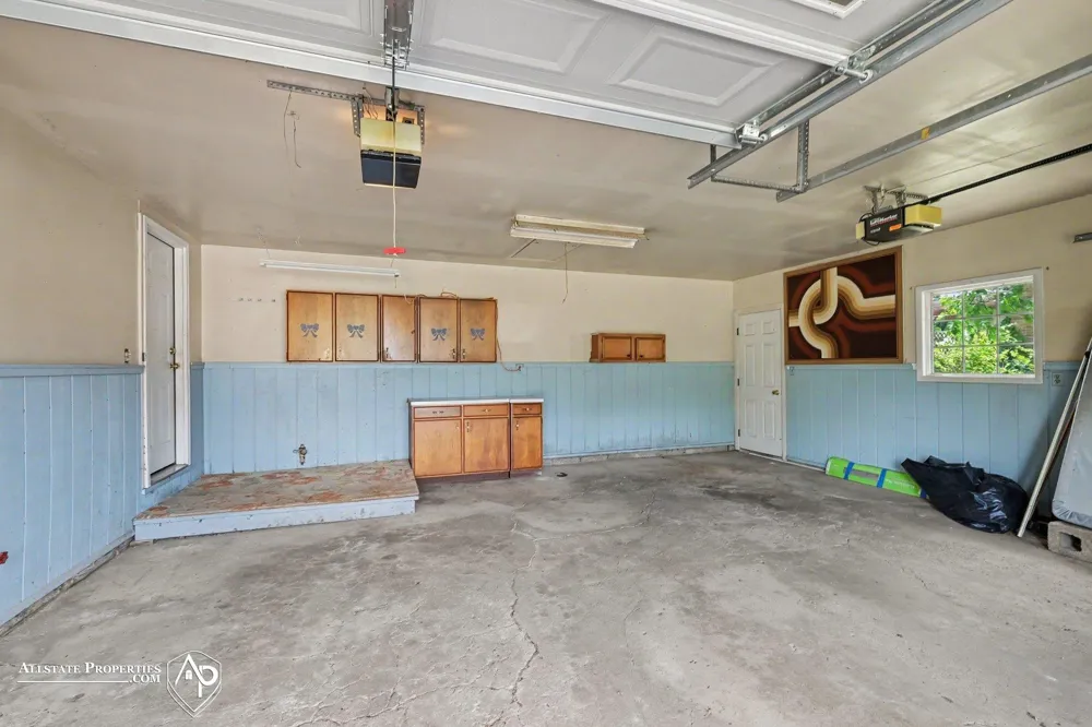 6499 Bristol Road Swartz Creek City, MI 48473