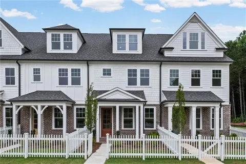 236 Village Overlook #L3