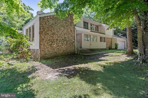 536 HEARTWOOD DRIVE