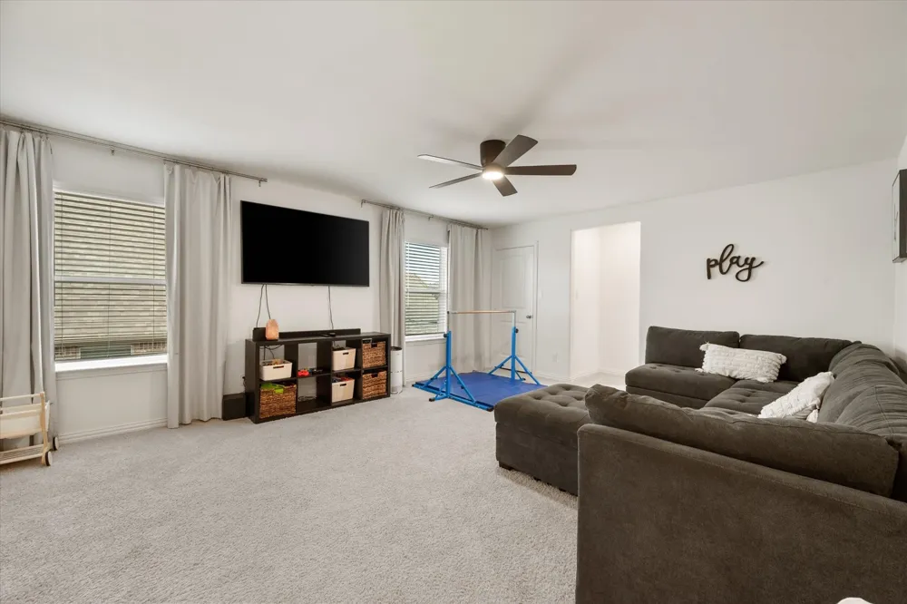 1536 Sidewinder Trail Weatherford, TX 76087