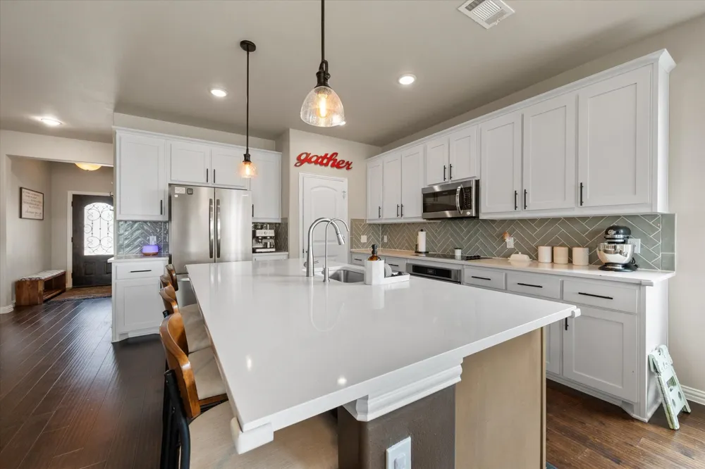 1536 Sidewinder Trail Weatherford, TX 76087