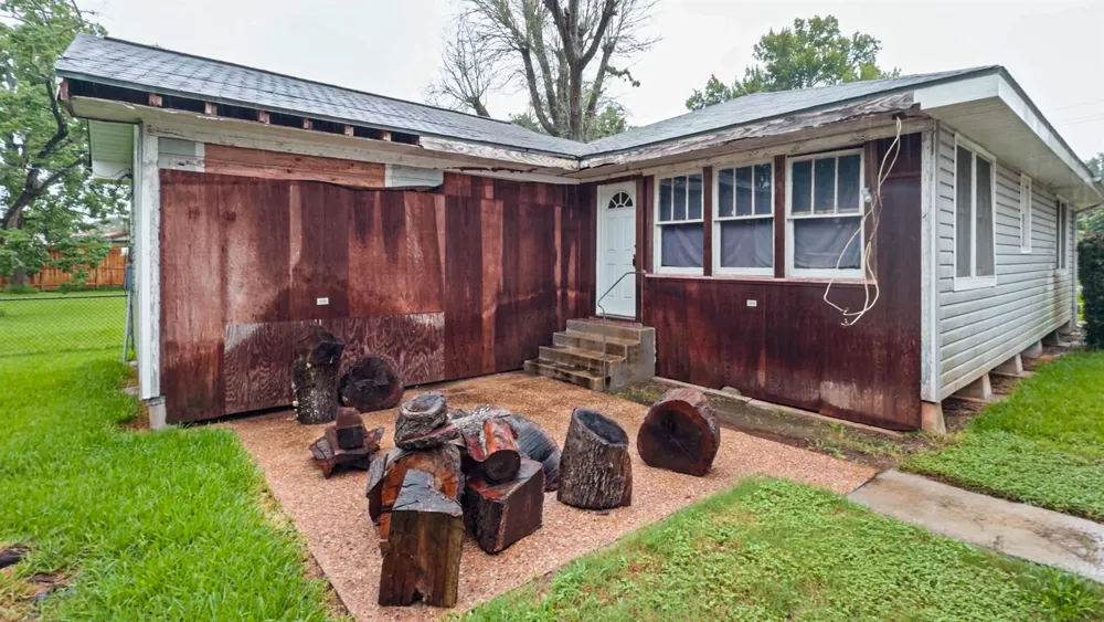 2109 Magnolia Drive La Marque, TX 77568