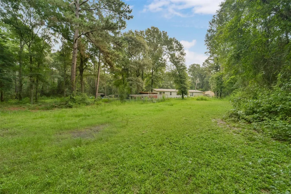 1706 County Road 3011 Dayton, TX 77535