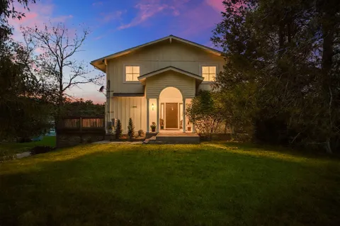 7490 Ledgewood Drive