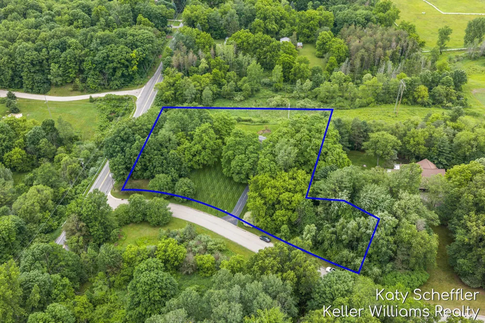 4611 Windcliff Drive NE Rockford, MI 49341