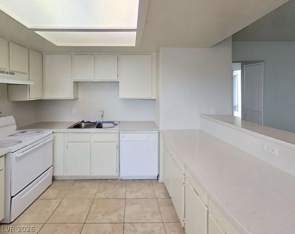 2201 James Bilbray Drive Las Vegas, NV 89108