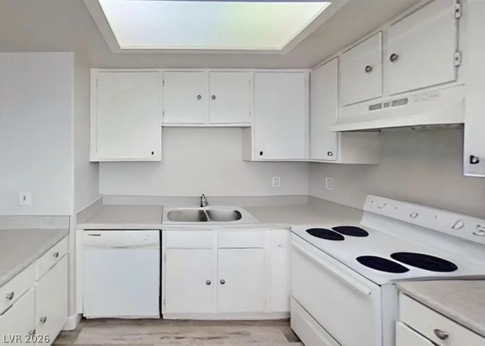 2201 James Bilbray Drive Las Vegas, NV 89108