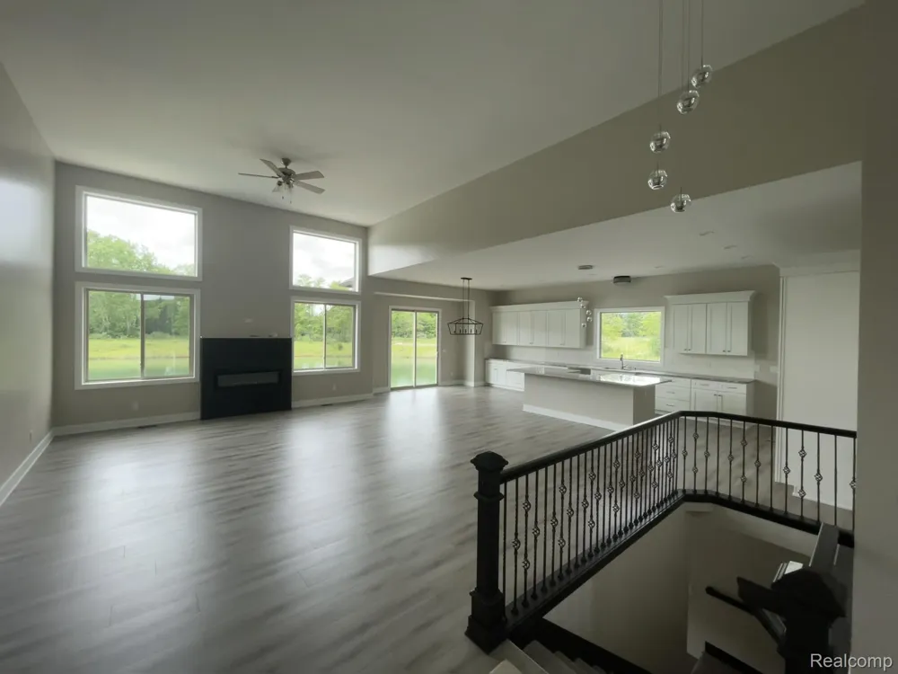 68651 Lake Angela Pointe Richmond City, MI 48062