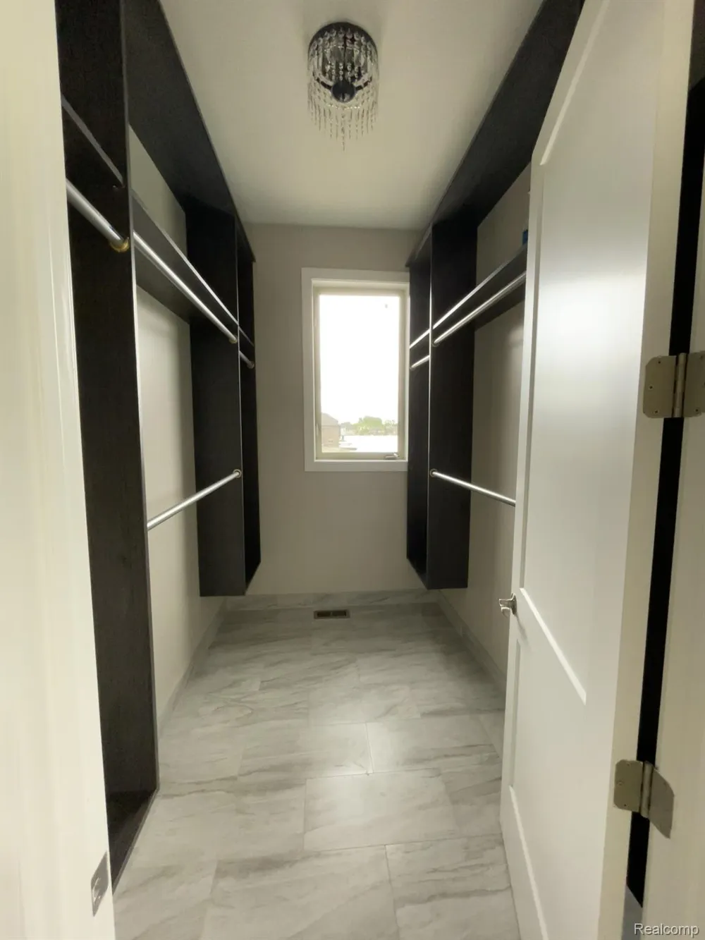 68651 Lake Angela Pointe Richmond City, MI 48062