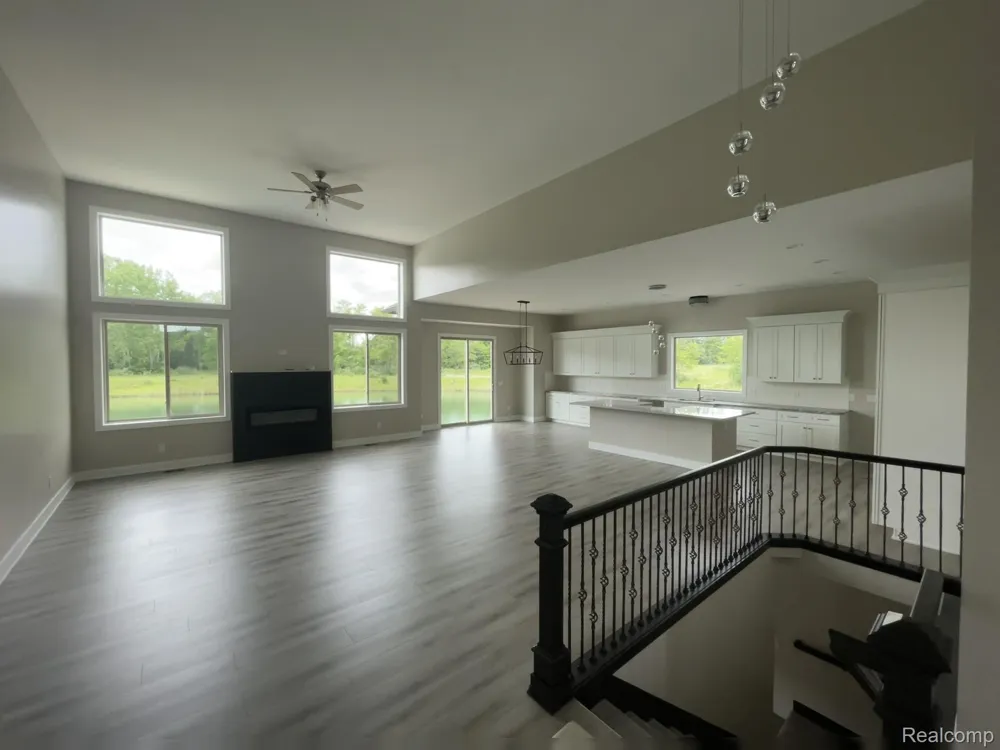 68651 Lake Angela Pointe Richmond City, MI 48062