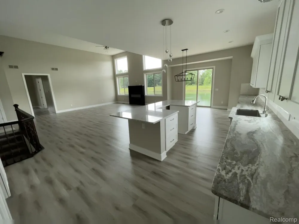 68651 Lake Angela Pointe Richmond City, MI 48062