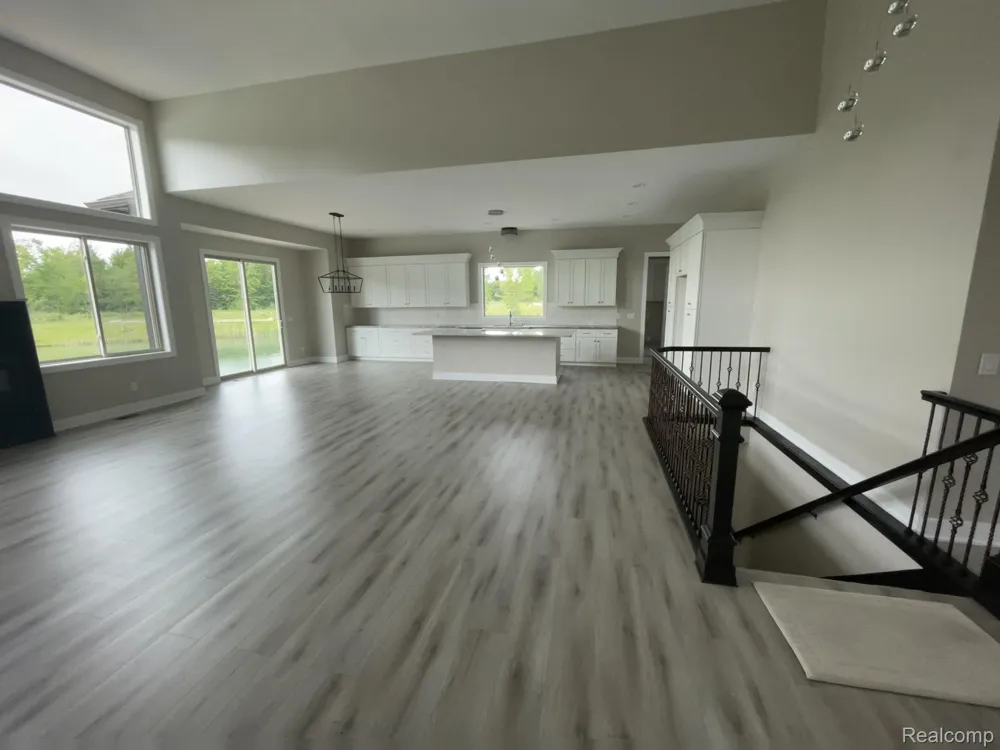 68651 Lake Angela Pointe Richmond City, MI 48062