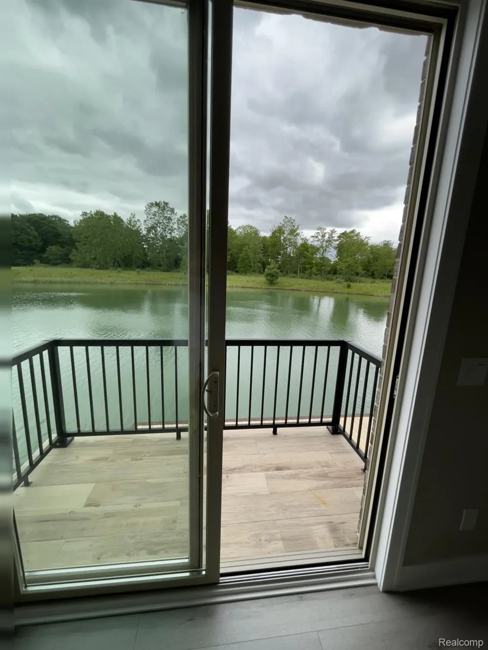 68651 Lake Angela Pointe Richmond City, MI 48062