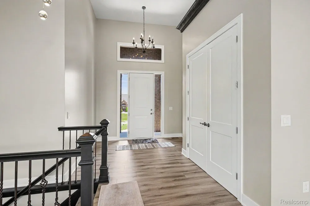 68651 Lake Angela Pointe Richmond City, MI 48062