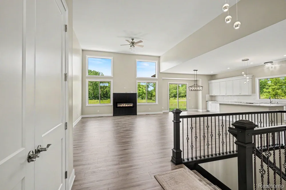 68651 Lake Angela Pointe Richmond City, MI 48062