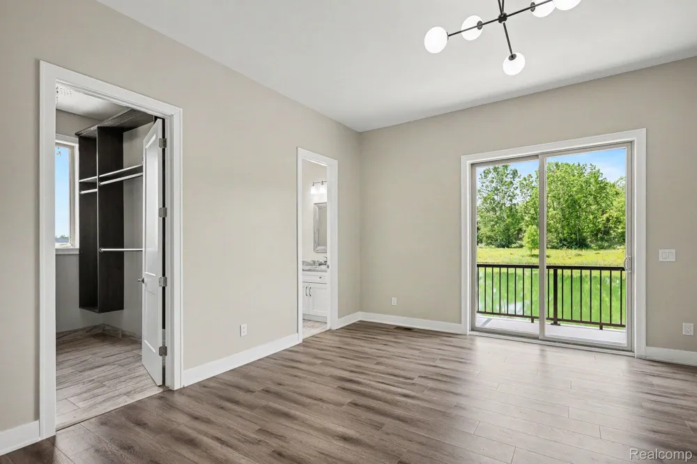 68651 Lake Angela Pointe Richmond City, MI 48062