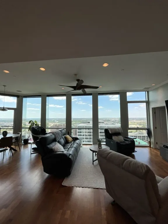 500 Throckmorton Street #2505 Fort Worth, TX 76102