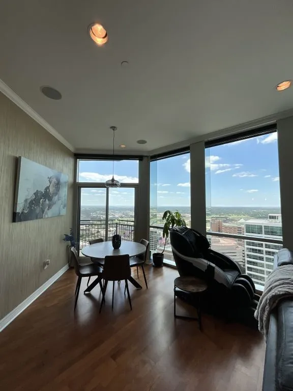 500 Throckmorton Street #2505 Fort Worth, TX 76102