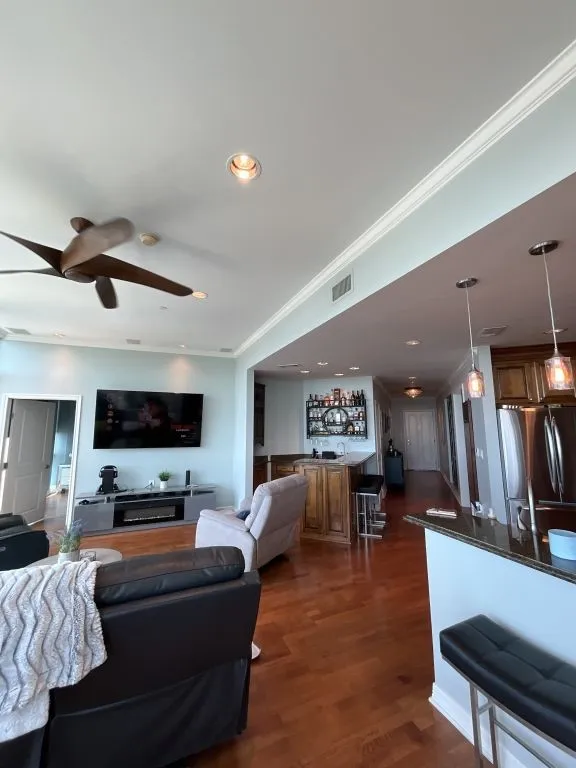 500 Throckmorton Street #2505 Fort Worth, TX 76102