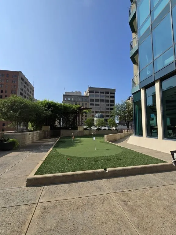 500 Throckmorton Street #2505 Fort Worth, TX 76102