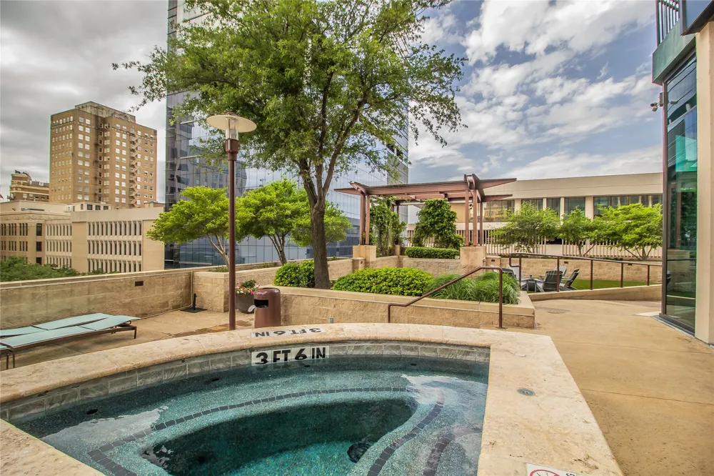 500 Throckmorton Street #2505 Fort Worth, TX 76102