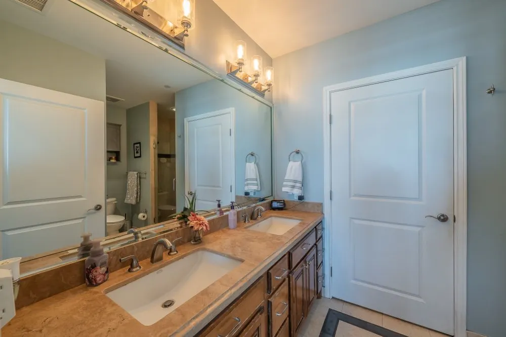 500 Throckmorton Street #2505 Fort Worth, TX 76102