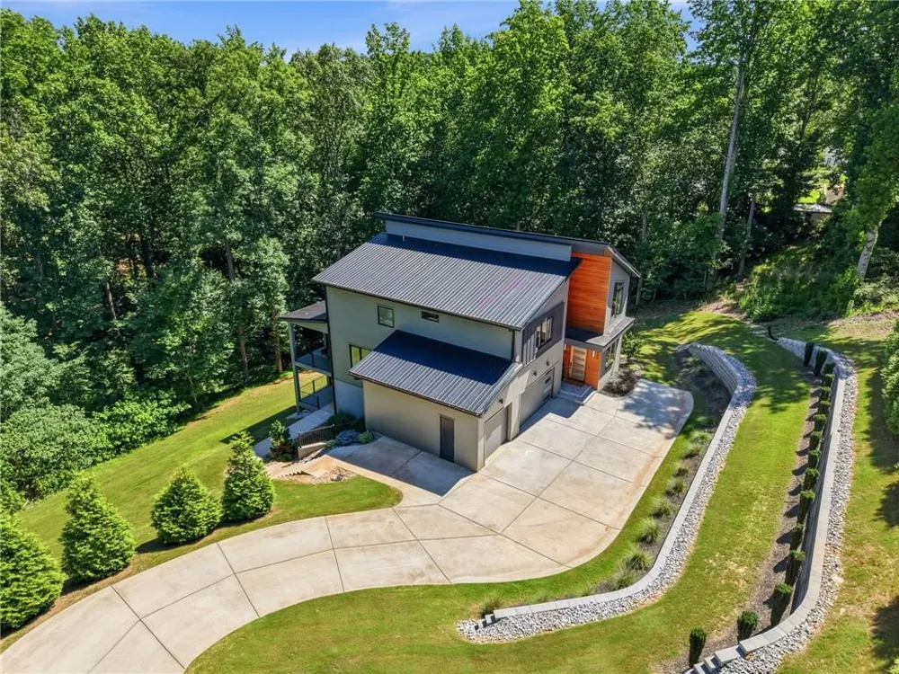 5545 Our Road Oakwood, GA 30566