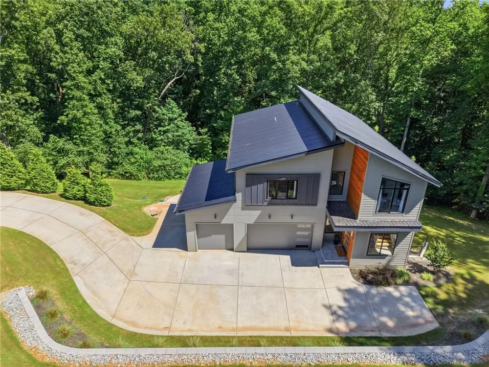 5545 Our Road Oakwood, GA 30566